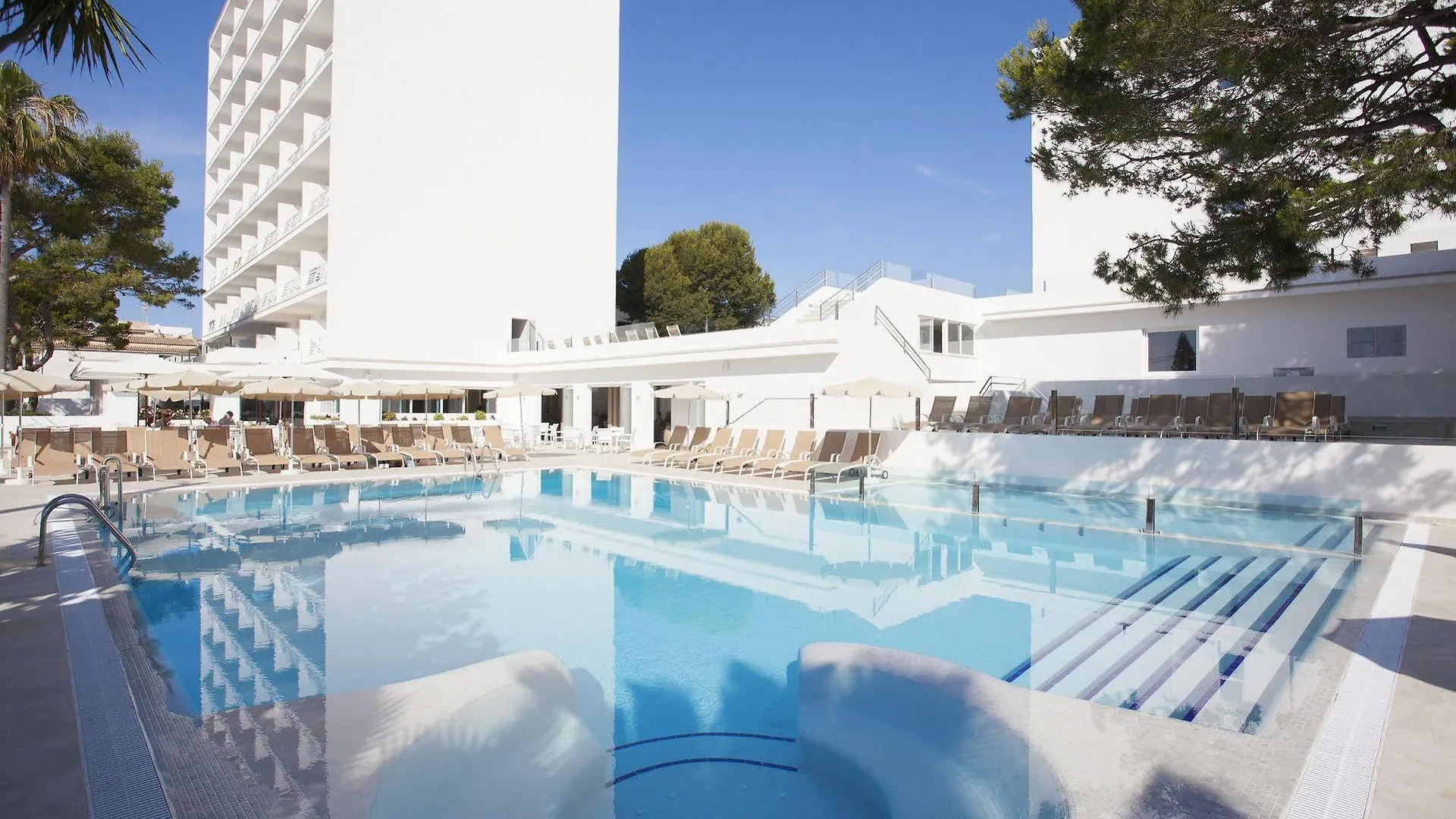 Hotell Grupotel Farrutx Can Picafort